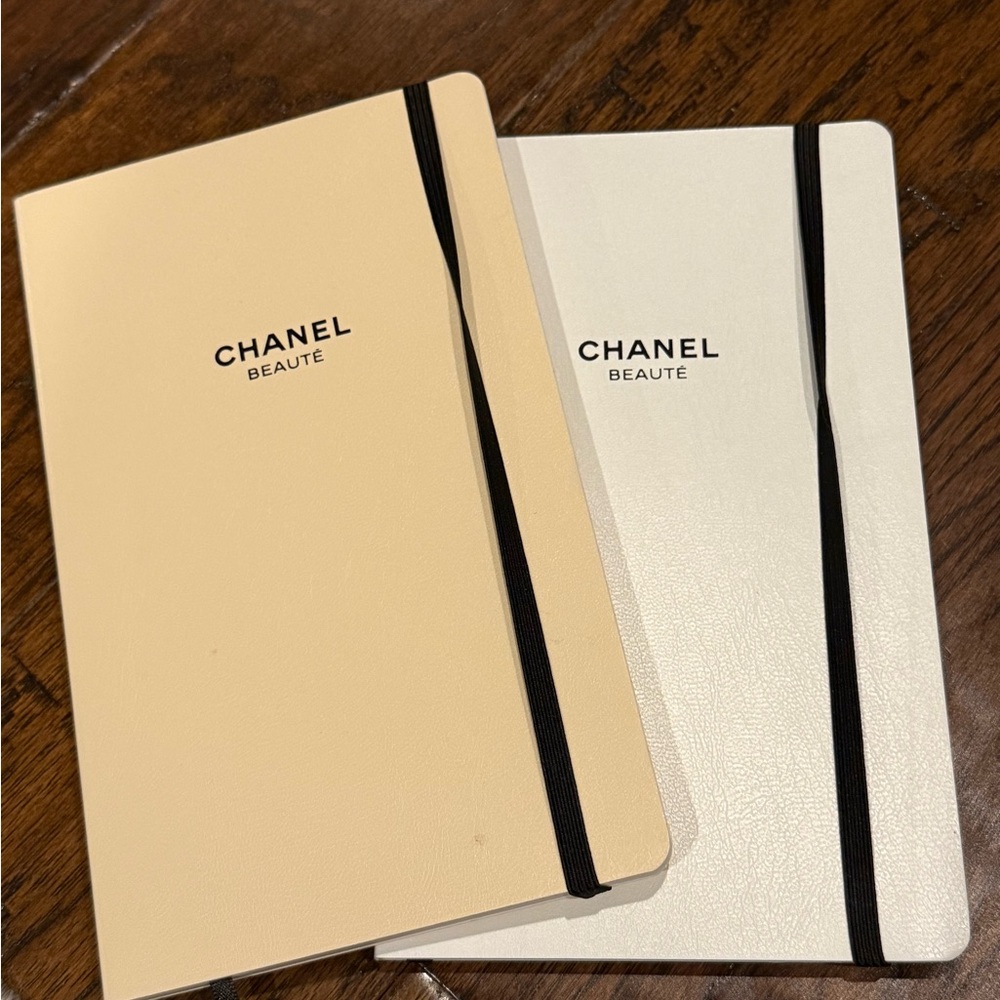 Cream and White Notebook Set